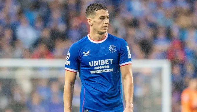 Sky Sports Pundit Convinced Philippe Clement Seeks to Make Tom Lawrence the New Star at Ibrox